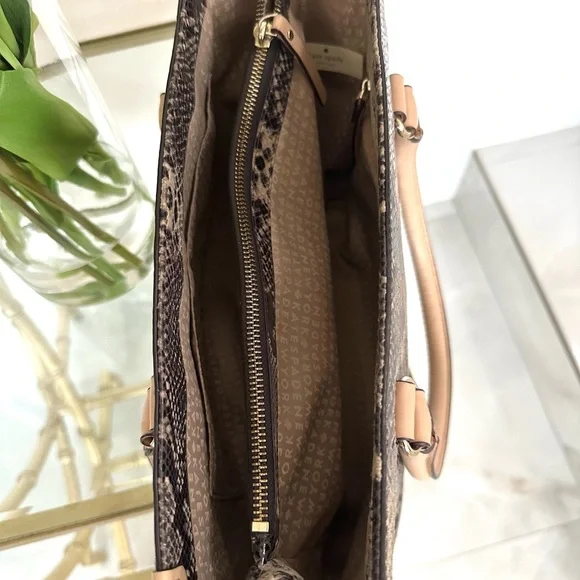 Kate Spade Beige and Black Snake Pattern Tote - Picture 4 of 7